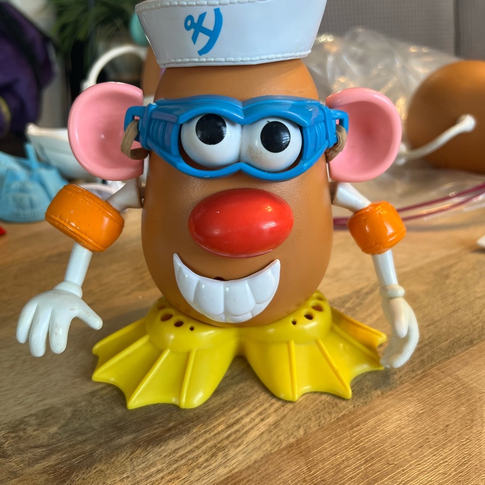 Classic Kids Toy - Brown with Blue Goggles & Yellow Flippers Tubby Tater